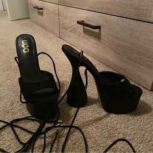 EGO Black Platform Heels with Laces 🖤